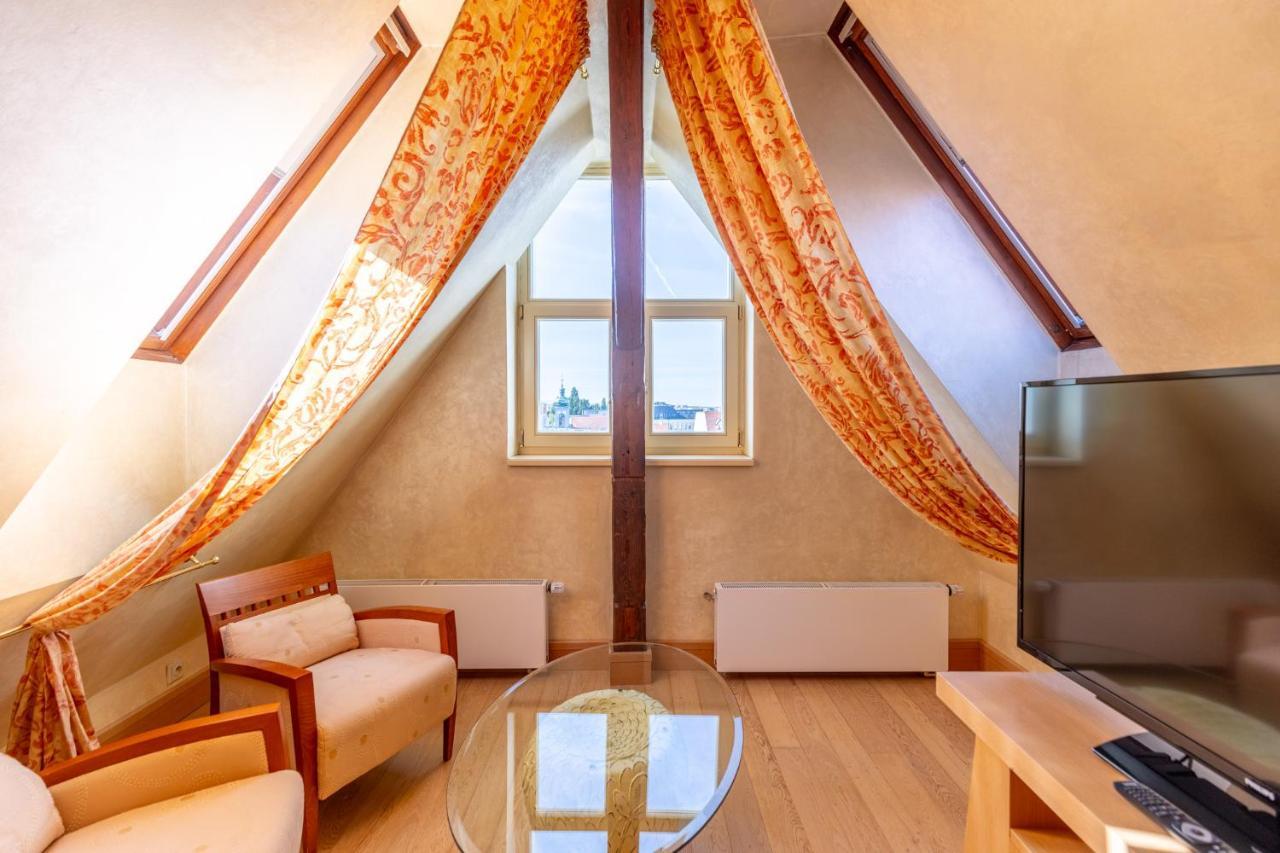Grandhotel Zvon Ceske Budejovice Exterior foto