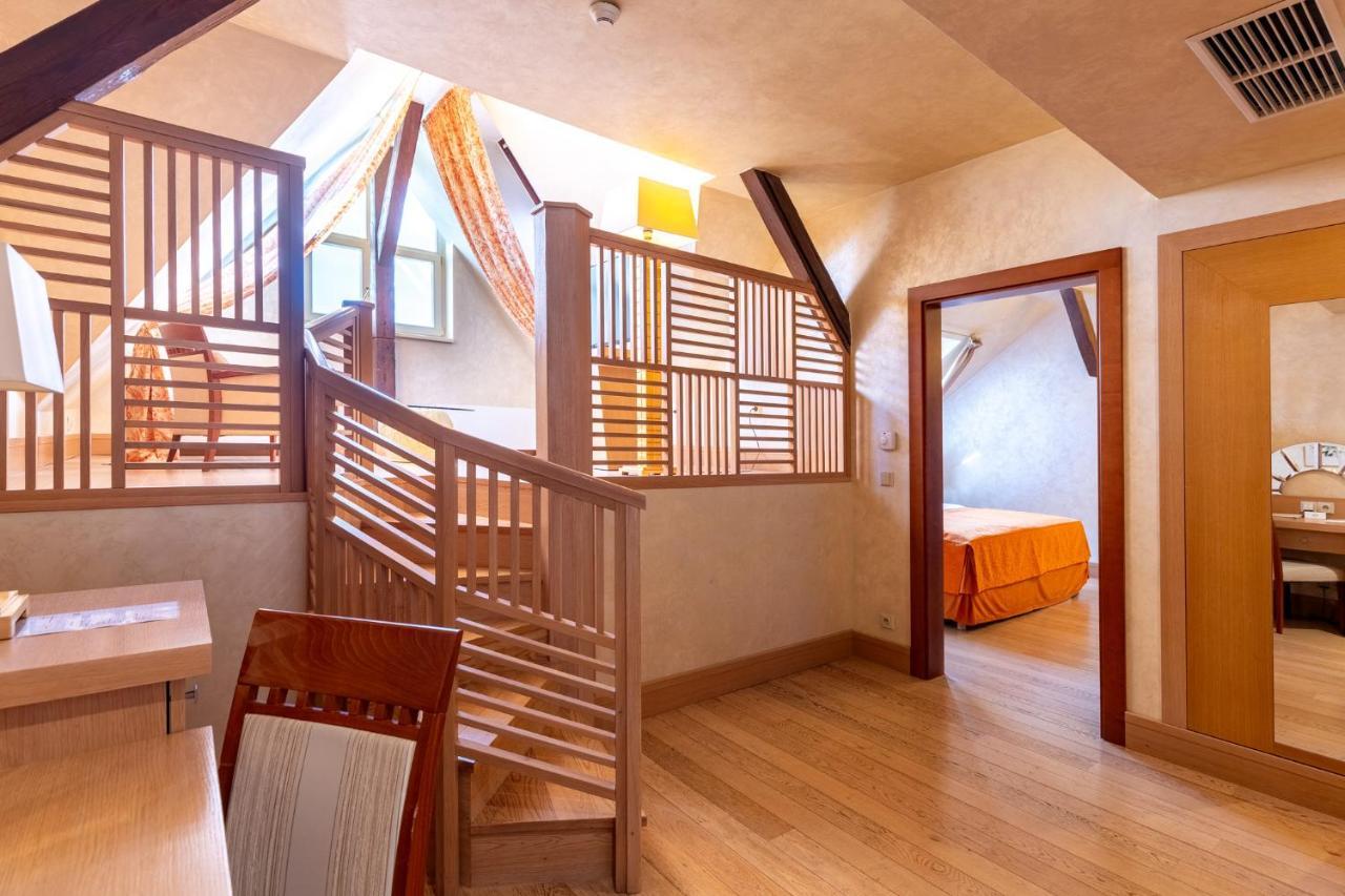 Grandhotel Zvon Ceske Budejovice Exterior foto