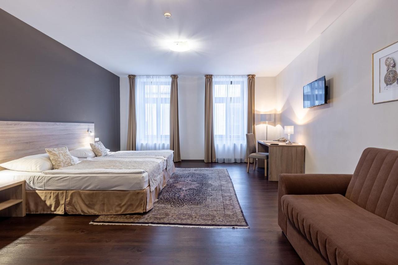 Grandhotel Zvon Ceske Budejovice Exterior foto