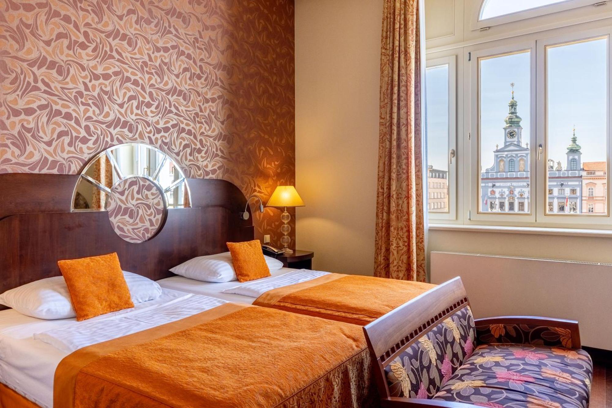 Grandhotel Zvon Ceske Budejovice Exterior foto